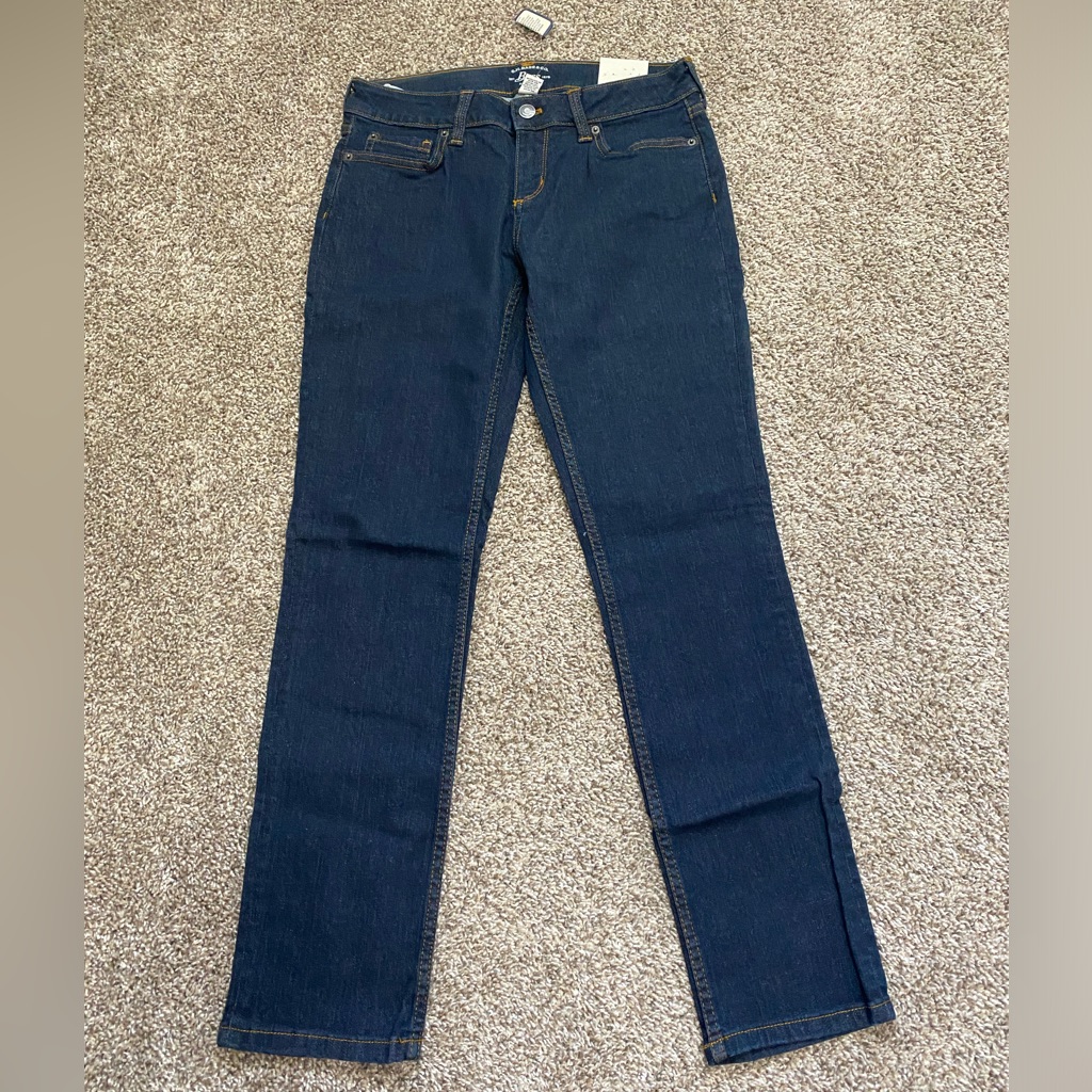 New W/ Tags Women’s Gh Bass Jeans